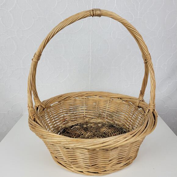 Vintage Wicker Basket Tan Natural Woven Rattan Round Handle Farmhouse Decor - Picture 13 of 16